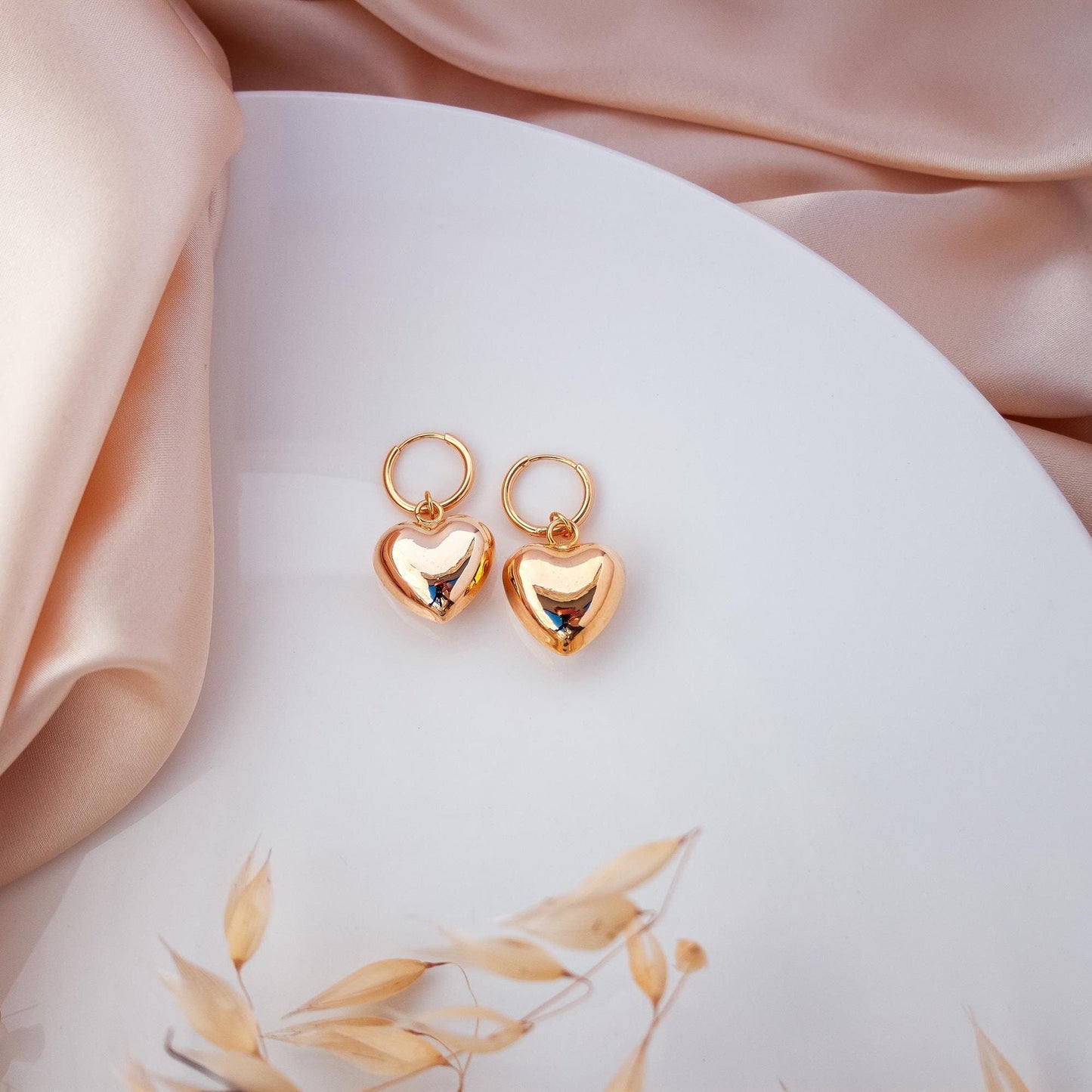 Gold Puffy Heart Earrings – Bubble Heart Hoops, Y2K Chunky Heart Earrings, Christmas Gift for Sister